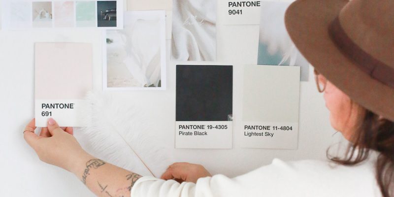 reBRANDING_Jess_Mood-pantone